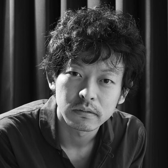 俳優：山中崇